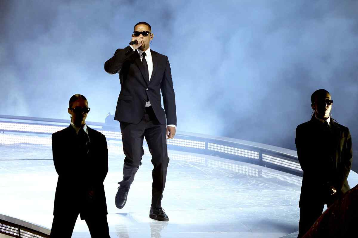 ¡Will Smith Invade Coachella 2024! El Actor Cantó "Men in Black" con J Balvin