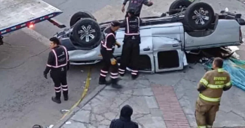 Investigan accidente en Bogotá: conductor fallece al caer de puente vehicular en Av. Las Américas