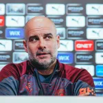 "Lo hago por las cámaras, por mi ego": Guardiola sobre sus charlas con los jugadores