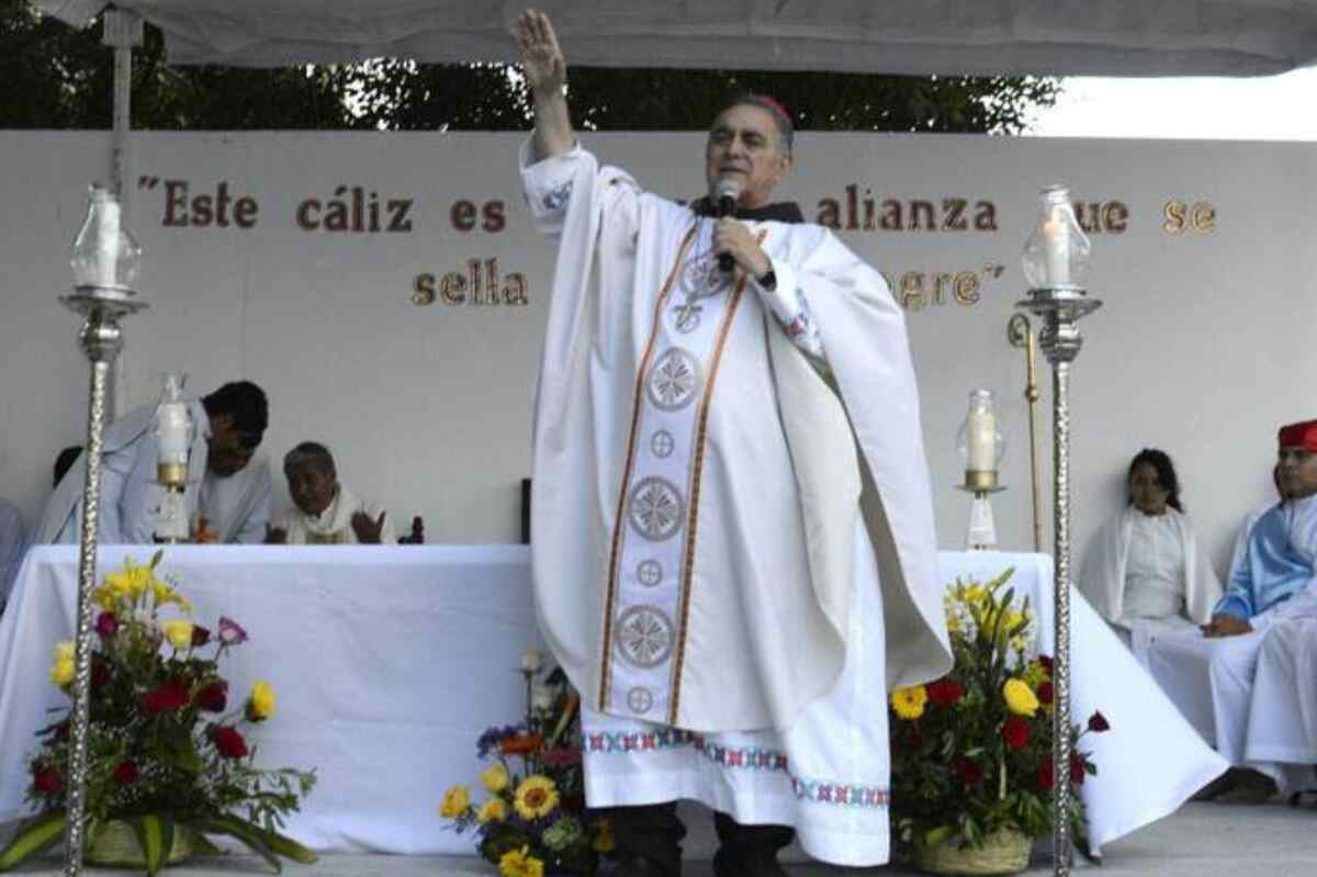 El obispo Salvador Rangel, conocido por mediar con narcos en Guerrero, está desaparecido