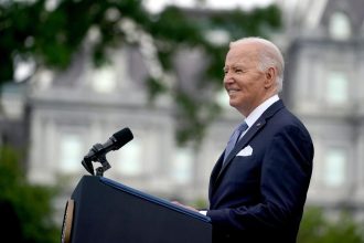Biden promete apoyo logístico a la misión de Haití pero no enviará soldados
