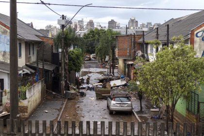 Brasil aprovecha navío militar de EE.UU. para enviar ayuda a damnificados por inundaciones