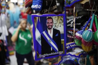 Bukele, a horas para asumir un segundo mandato consecutivo en El Salvador entre críticas