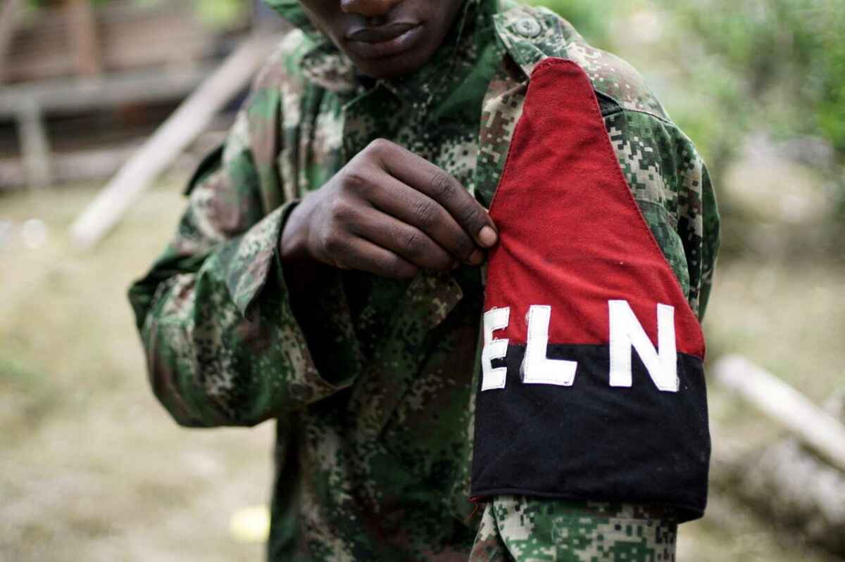 Guerrilla del ELN reanuda secuestros extorsivos tras acusar al Gobierno de incumplimientos--Indignación en Antioquia: Capturan a peligroso cabecilla del ELN y horas después lo dejan en libertad