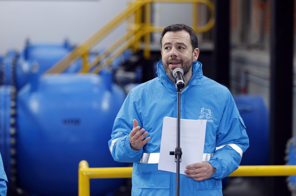 Carlos Fernando Galan - La lluvia vuelve a Bogotá cuando se cumple un mes de racionamiento por escasez de agua