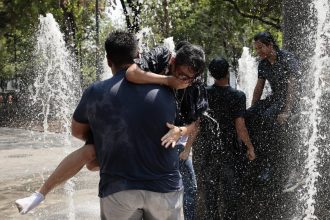 La tercera onda de calor en México dejará a 16 de 32 estados del país sobre los 45 grados