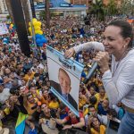 Machado pide a quienes confían en ella votar por González Urrutia en las presidenciales