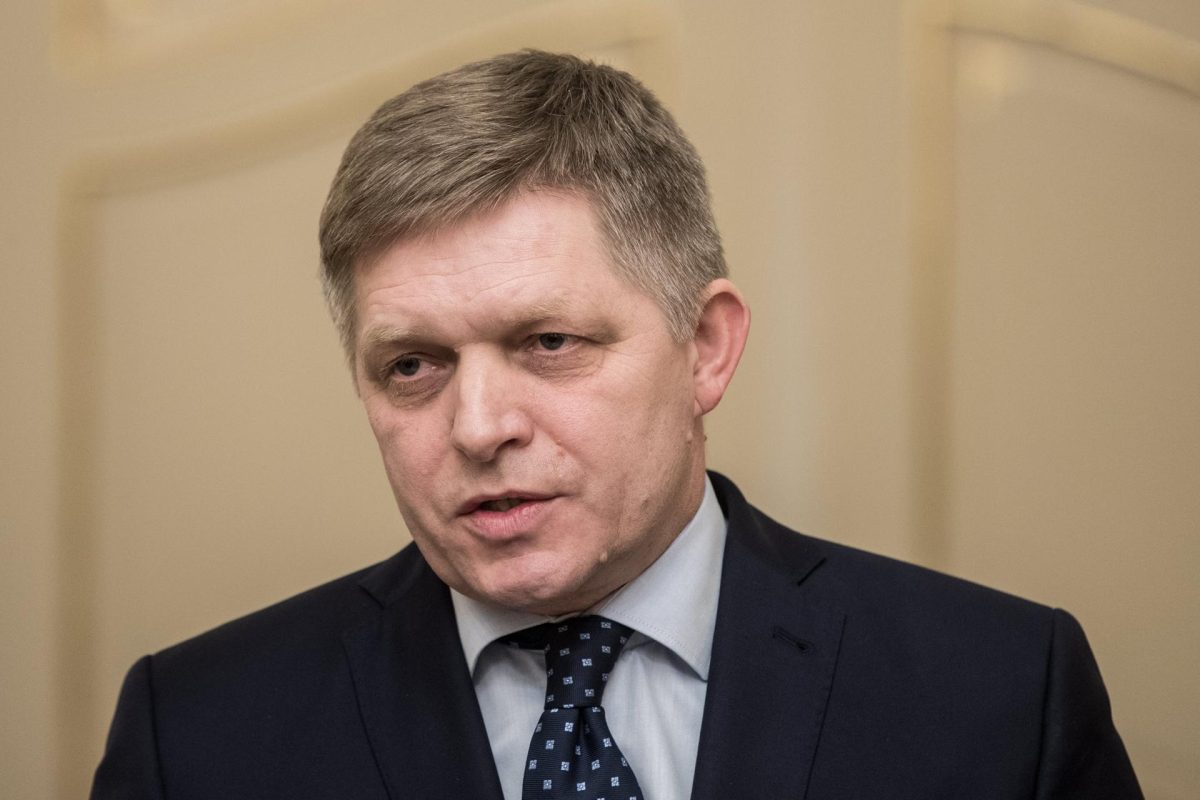 Mejora el estado del primer ministro eslovaco Robert Fico tras graves heridas de bala