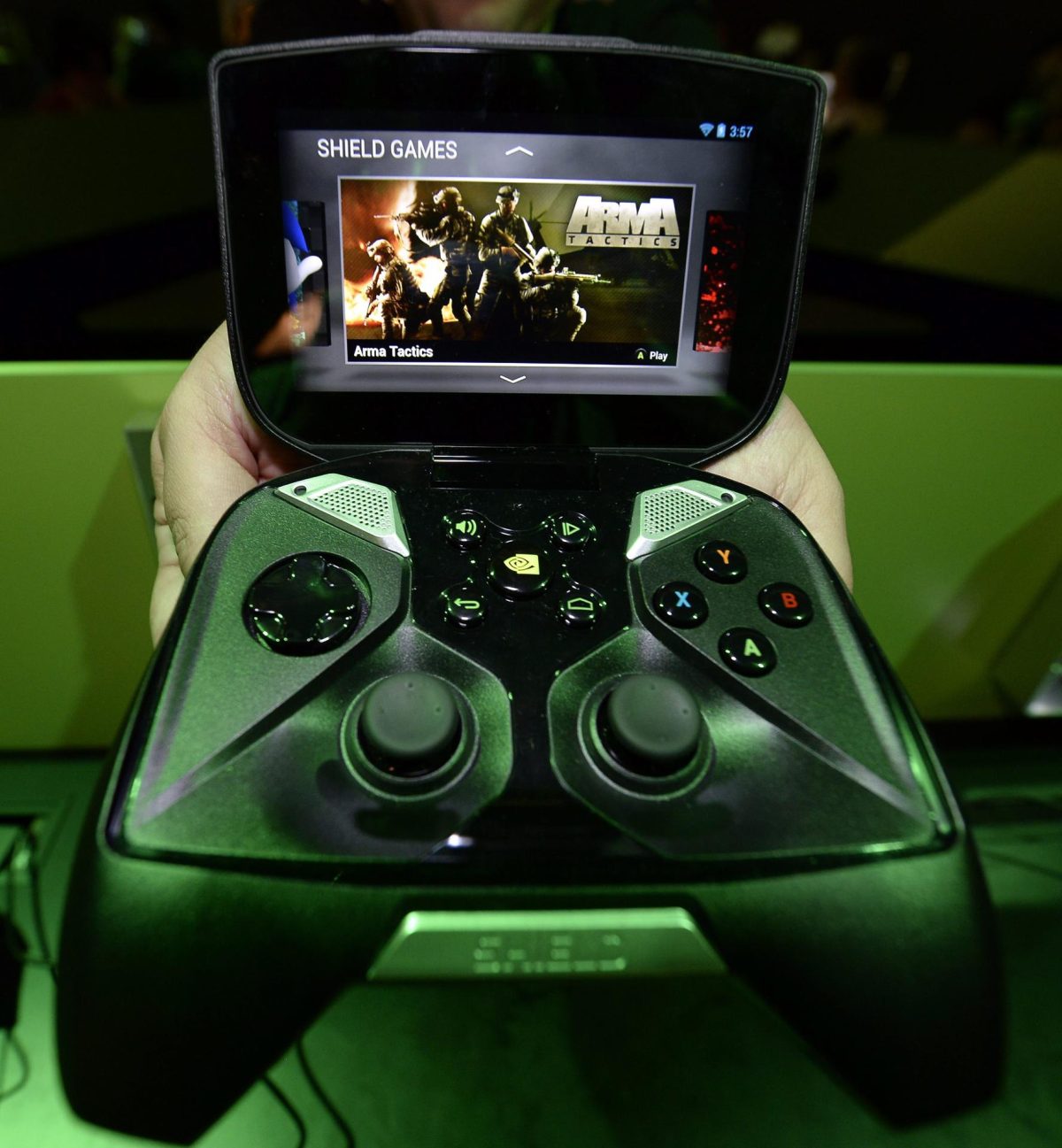 Nvidia se dispara un 10 % en Wall Street tras sus potentes resultados trimestrales