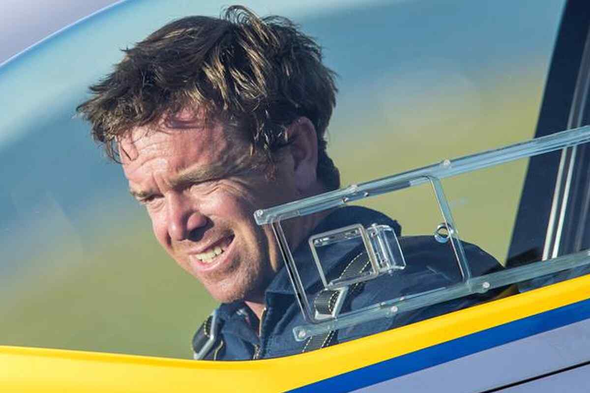 Un buitre causa la muerte del piloto acrobático Olivier Masurel al impactar contra su avión