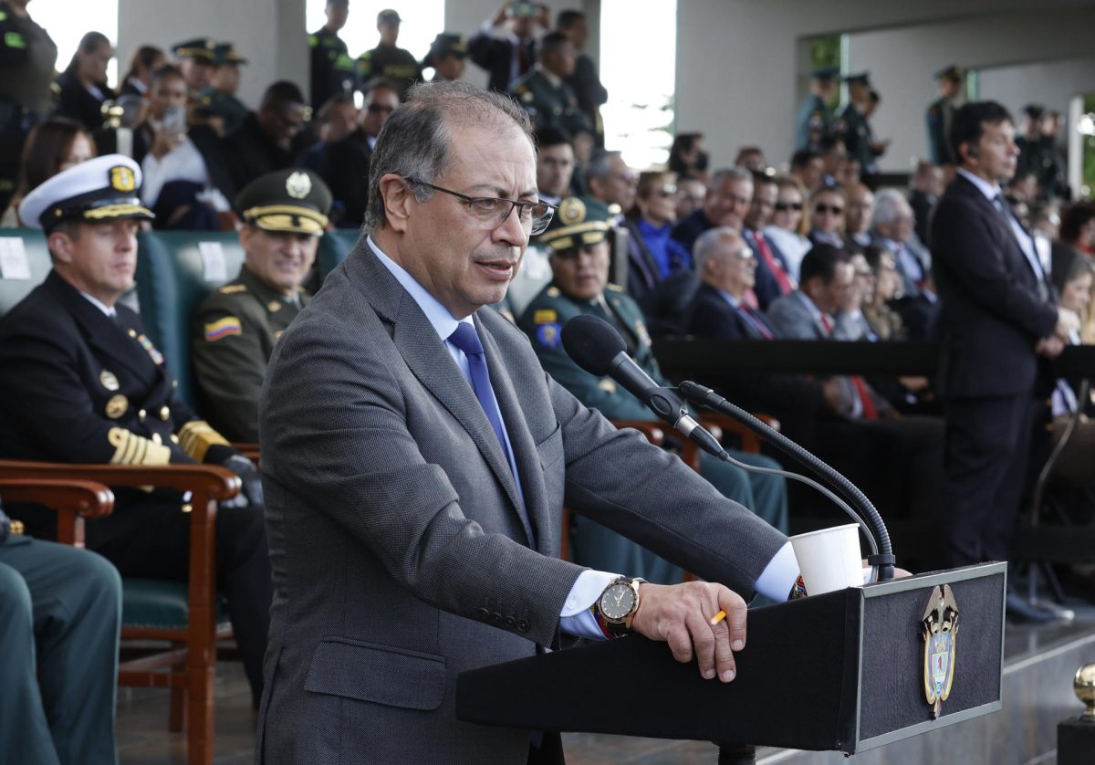 Petro pide a la fiscal exigir a los corruptos devolver todo el dinero robado a la UNGRD