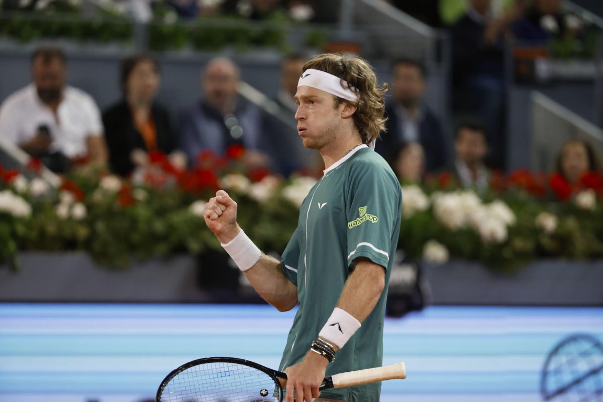Rublev frena a Alcaraz en Madrid

