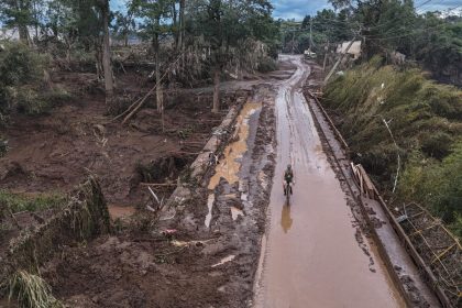 Suben a 108 los muertos y a 136 los desaparecidos por las inundaciones en el sur de Brasil