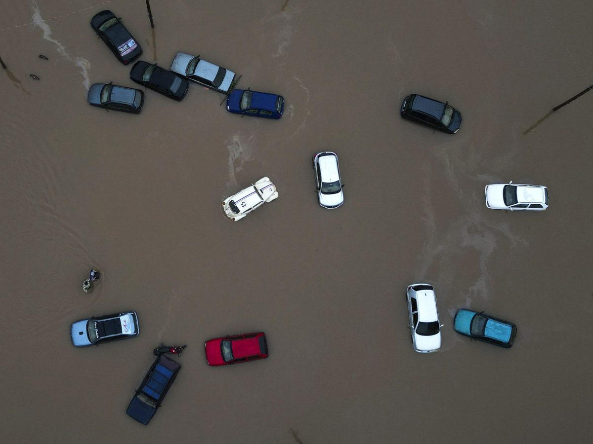 Suben a 137 los muertos por los temporales en el sur de Brasil