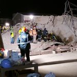 Suben a siete los muertos en el derrumbe de un edificio en Sudáfrica y 39 siguen atrapadas