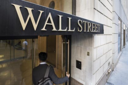 Wall Street abre en verde y el Dow Jones sube un 0,48 %