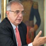 Mindefensa Iván Velásquez confirma que Hospital Militar atenderá a excombatientes de las Farc con discapacidad