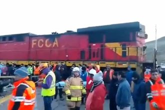 . Desgracia en La Oroya: Choque entre tren y bus deja un saldo de cuatro muertos y más de 40 lesionados