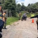 Policía sobrevive a sangriento ataque en Guatapé: Capturado sospechoso tras balacera en retén