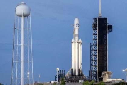 Despega con éxito desde Florida una nave con el nuevo satélite meteorológico GOES-U