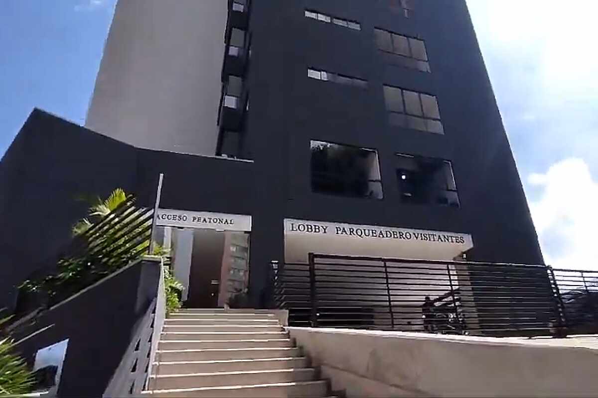 Tragedia en El Poblado: ascensor se descolgó 2 pisos y deja un muerto y un herido - Medellín