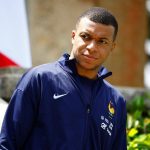 El PSG tampoco le ha pagado a Mbappé el sueldo de mayo y el pulso continúa