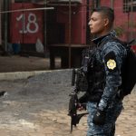 Guatemala traslada a 225 reos para recuperar el control de una prisión en el sur del país