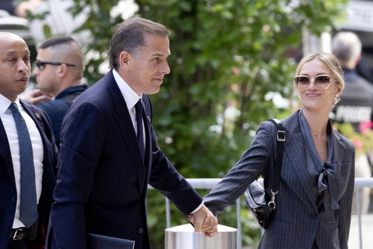Inicia el juicio contra el hijo de Biden con la presencia en la corte de la primera dama