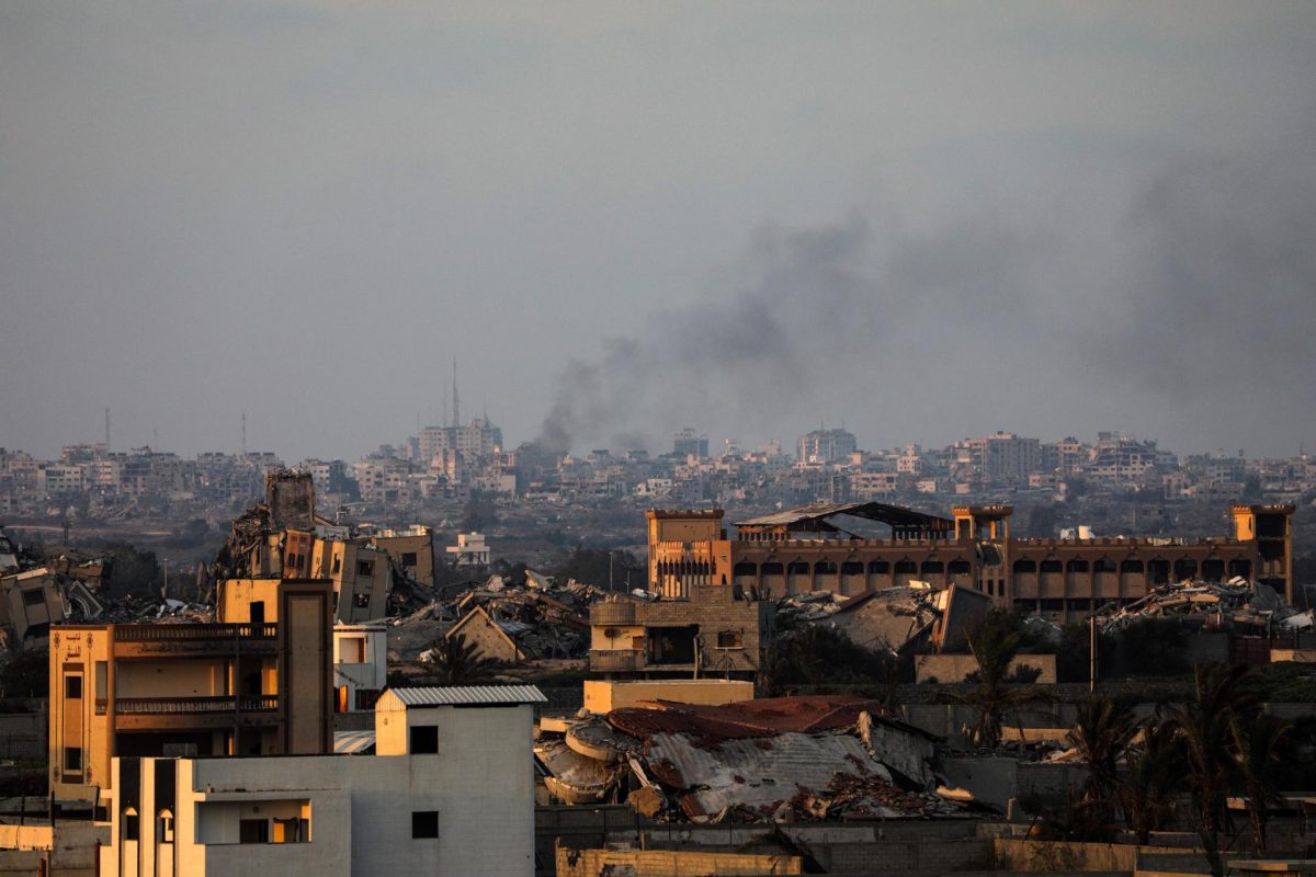 Israel mantiene combates en Shujaiya, ciudad de Gaza, y ataques aéreos en resto de Franja