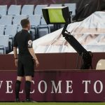 La Premier League mantendrá el VAR