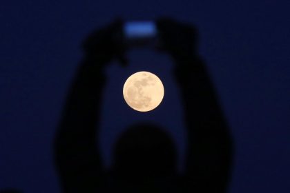 La sonda china Chang'e 6 aterriza exitosamente en la cara oculta de la Luna