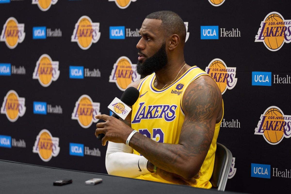 LeBron James y Michael Jordan se inclinan ante el legado de Jerry West