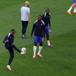 Mbappé, entrenamiento con máscara y con el grupo a dos días de Polonia