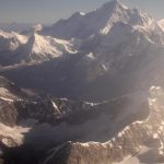 Nepal recoge 11 toneladas de basura y 4 cadáveres durante campaña para limpiar sus cumbres