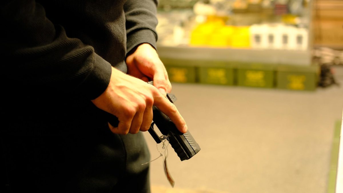 Supremo de EE.UU. confirma que los condenados por violencia de género no pueden tener armas