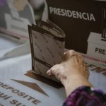 Un hombre muere mientras estaba en la fila de votación en el occidente de México