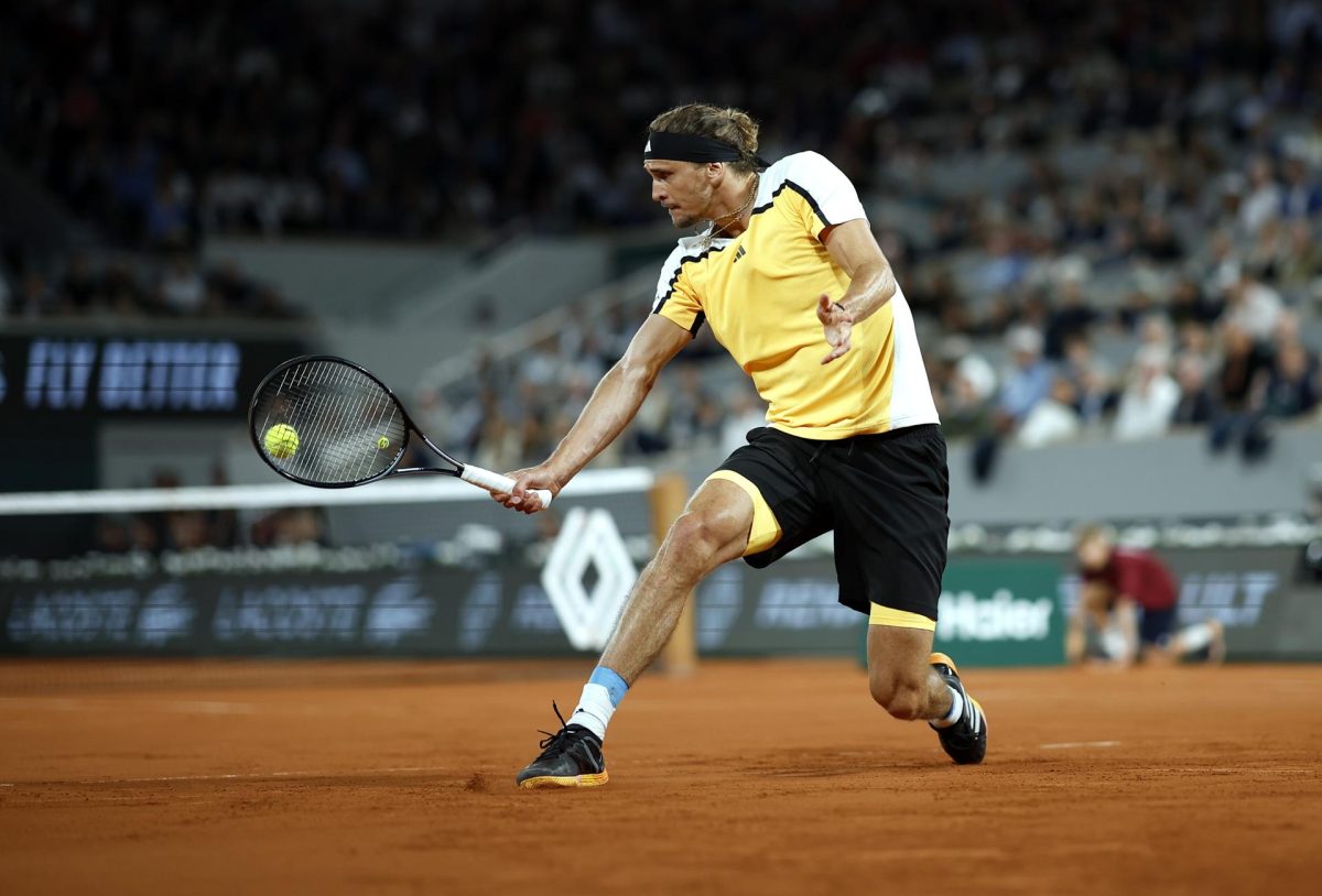 Zverev acaba por fundir a Rune en cinco sets