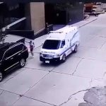 Vídeo capta el momento de un fallido secuestro a bordo de una ambulancia en la calle 90, en Bogotá