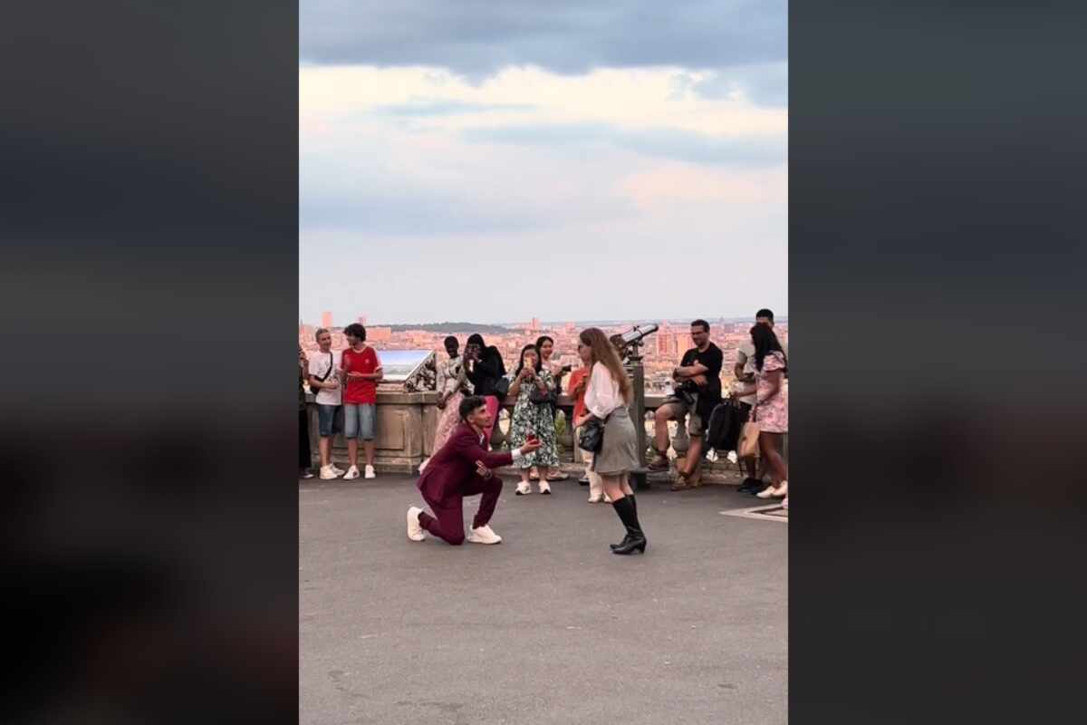 Propuesta de matrimonio fallida en París se vuelve viral en TikTok: "Soldado caído"