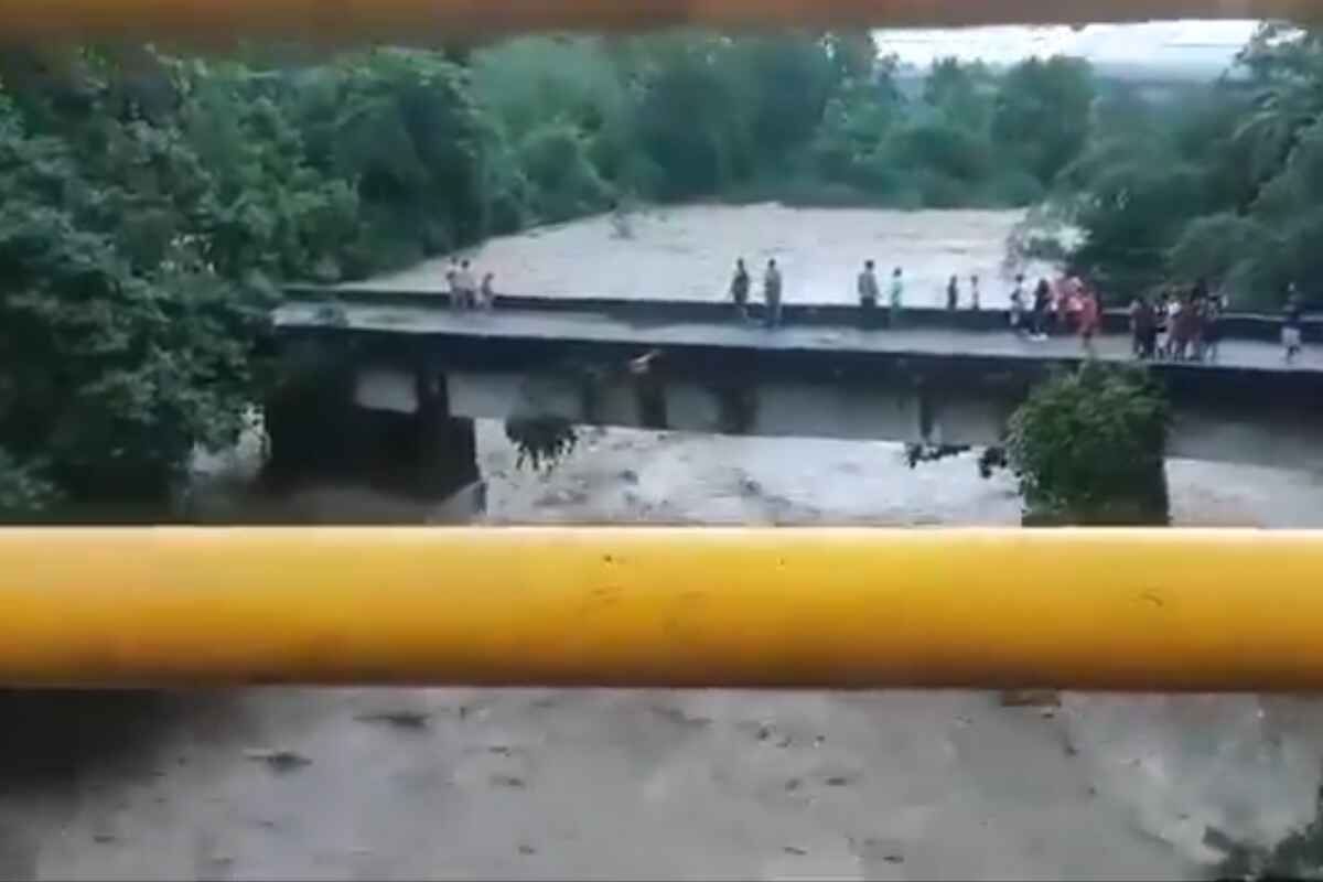 Equipos de rescate intensifican búsqueda de cuatro desaparecidos en el río Mutatá