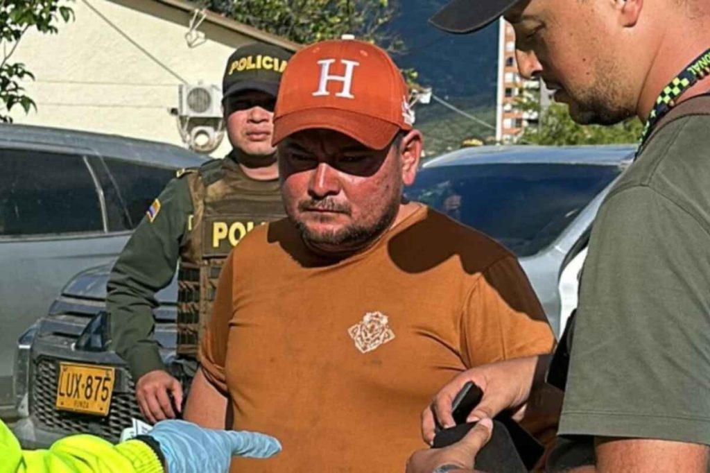 Alias 'Boyaco' y Alias 'Firu' Capturados en Caravana de la UNP en Antioquia