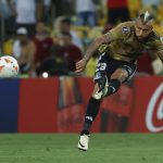 Arturo Vidal sufre lesión que pone en duda su presencia ante Junior por la Copa Libertadores