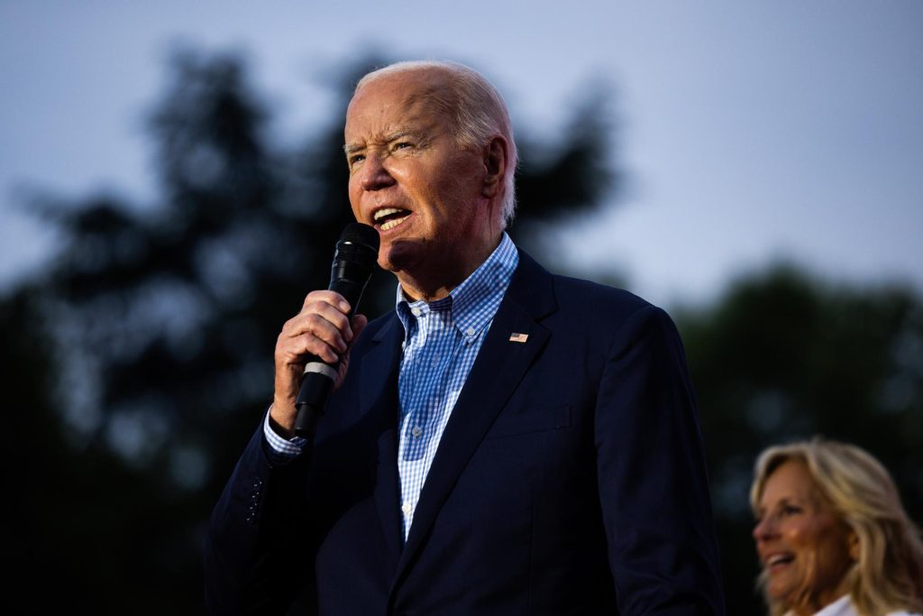 Biden intensifica su campaña en varios estados clave para acallar las críticas