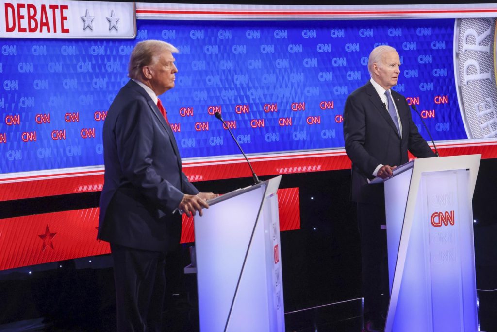 Encuesta CBS: Ventaja de Trump sobre Biden aumenta a cinco puntos