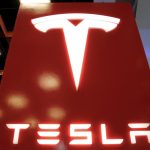 Los beneficios netos de Tesla se redujeron un 50 % en el primer semestre del año