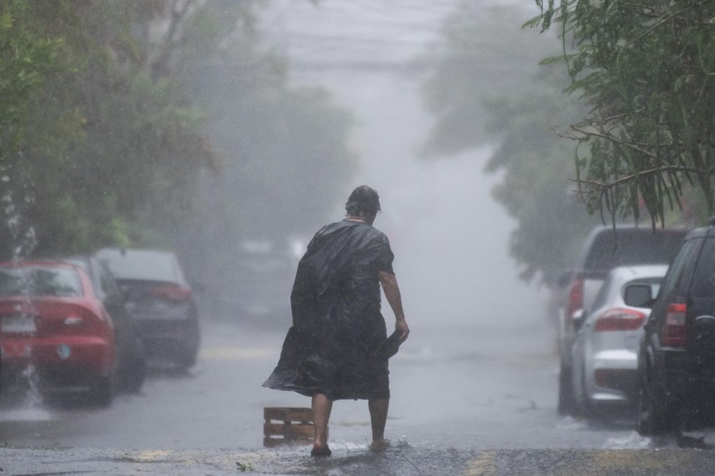 México prevé lluvias intensas y fuertes en la mitad de los estados del país