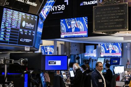 Wall Street abre en mixto, atento a las palabras del presidente de la Reserva Federal