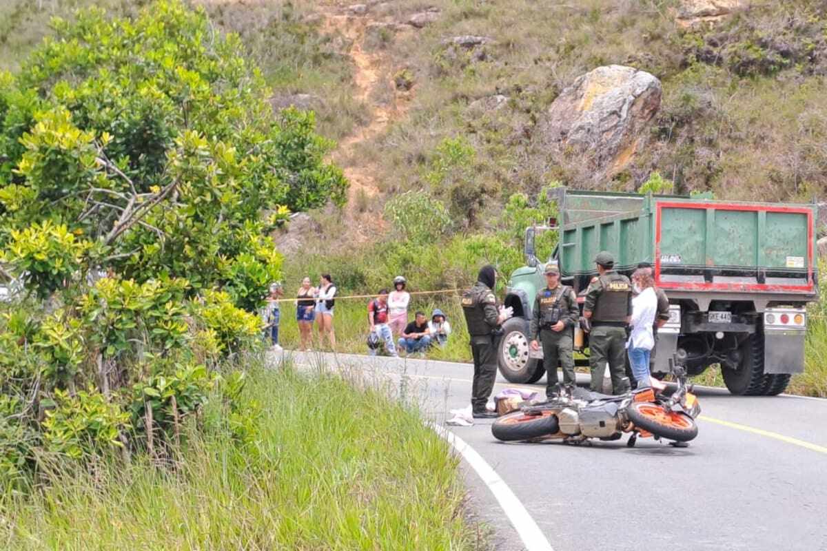 Tragedia en la Mesa de Los Santos: un hombre pierde la vida en tremendo accidente vial