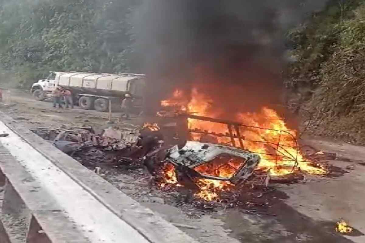 Fallece una persona y cuatro resultan heridas en aparatoso accidente en vía Uramita-Cañasgordas
