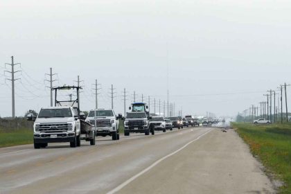 Beryl, convertido en huracán categoría 2, apunta a Texas con torrenciales y marejadas